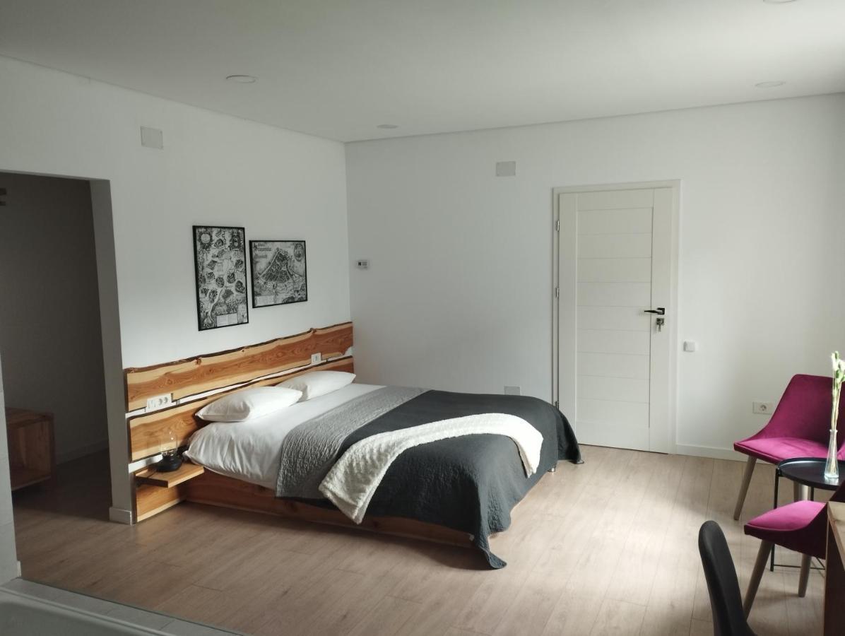Middlehouse Hotel Brasov Phòng bức ảnh