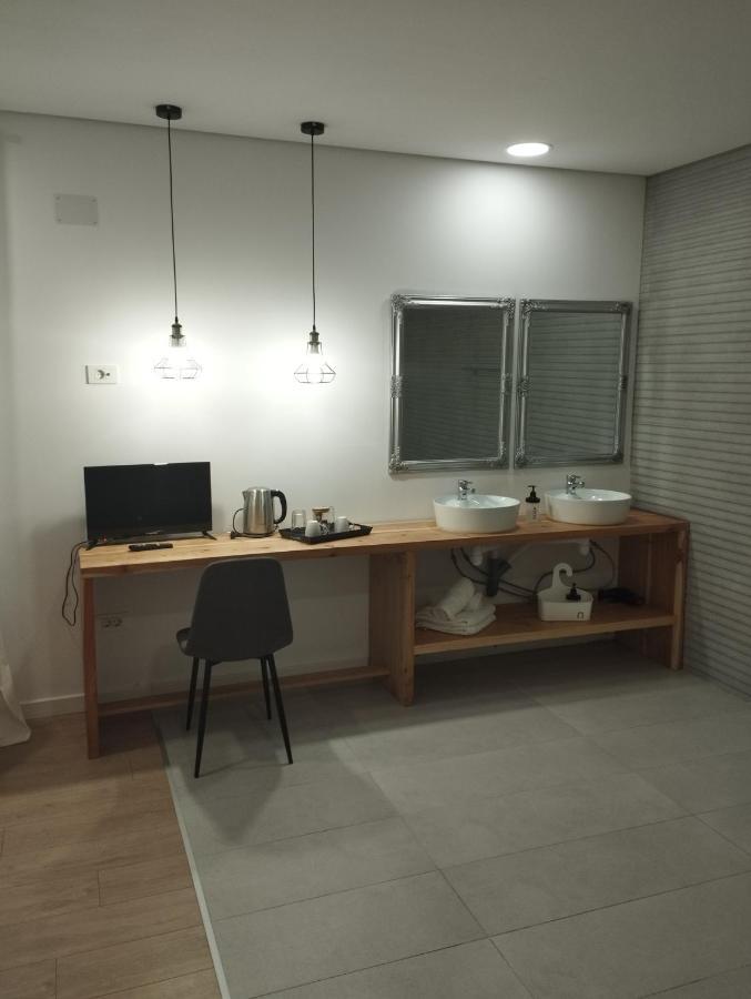 Middlehouse Hotel Brasov Phòng bức ảnh