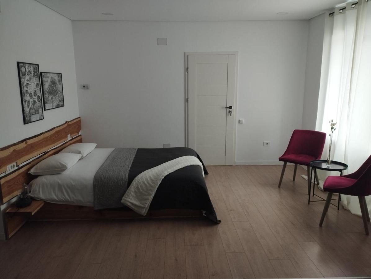 Middlehouse Hotel Brasov Phòng bức ảnh