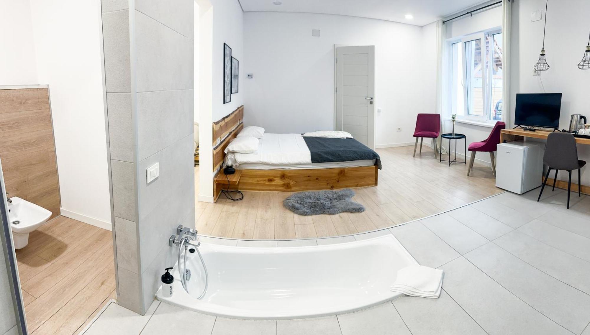 Middlehouse Hotel Brasov Ngoại thất bức ảnh
