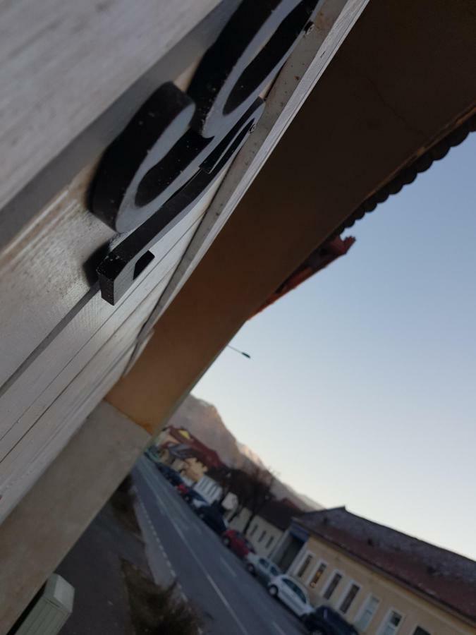 Middlehouse Hotel Brasov Ngoại thất bức ảnh